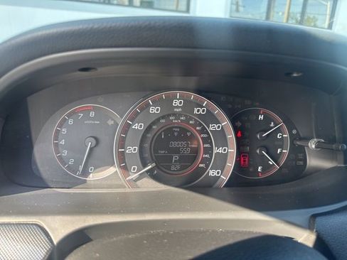 Used 2015 Honda Accord Sport image 2