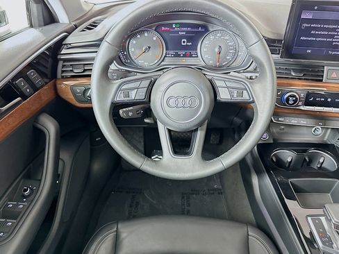Used 2023 Audi A4 2.0T Premium w/ Convenience Package image 5