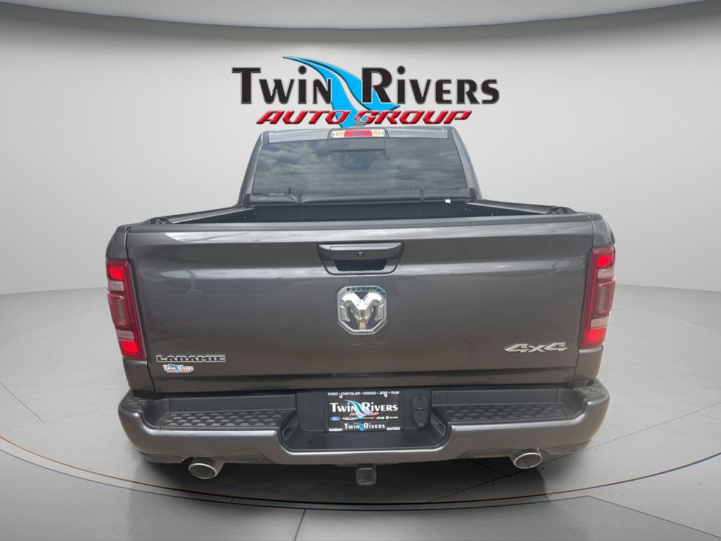 Used 2023 RAM 1500 Laramie AWD/4WD image 3