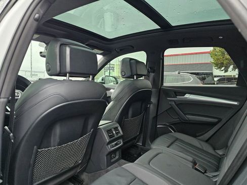 Used 2020 Audi Q5 2.0T Premium w/ Titanium Sport Package image 23