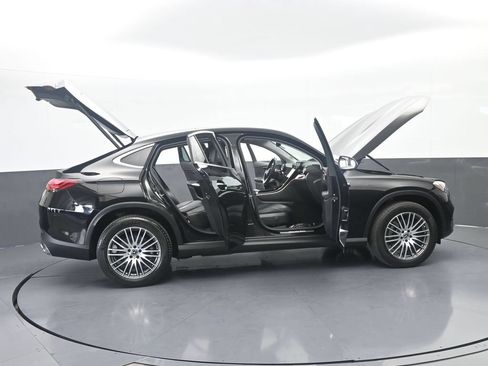 Used 2025 Mercedes-Benz GLC 300 4MATIC image 74