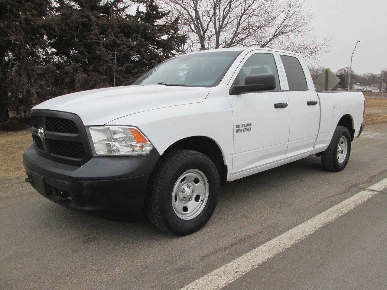 Used 2018 RAM 1500 Tradesman w/ Protection Group AWD/4WD image 2