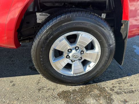 Used 2011 Toyota Tacoma 4x4 Double Cab V6 image 31