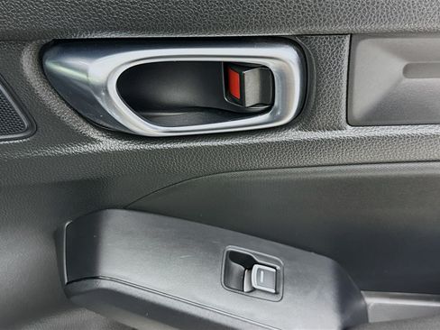 Used 2022 Honda Civic Sport image 29