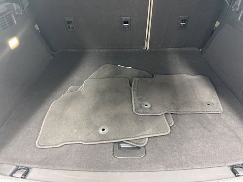 Certified 2023 Lincoln Nautilus Reserve image 9