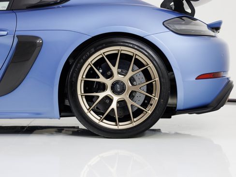 Used 2023 Porsche 718 Cayman GT4 RS RWD image 11