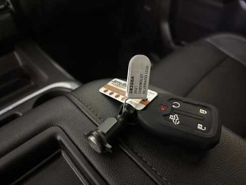 Used 2021 Chevrolet Silverado 1500 RST w/ All Star Edition Plus AWD/4WD image 17