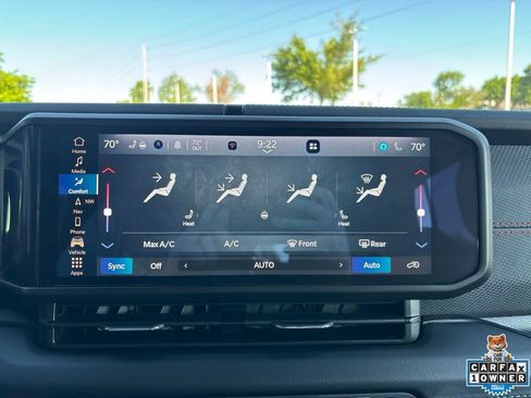 Used 2025 Jeep Wrangler Unlimited Rubicon AWD/4WD image 60
