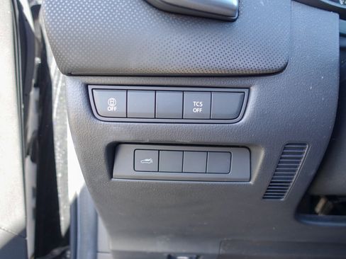 Used 2025 MAZDA CX-50 AWD 2.5 S w/ Premium Package image 12