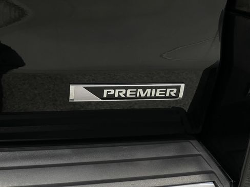 Used 2017 Chevrolet Tahoe Premier AWD/4WD image 42