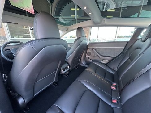 Used 2023 Tesla Model 3 Standard Range image 36