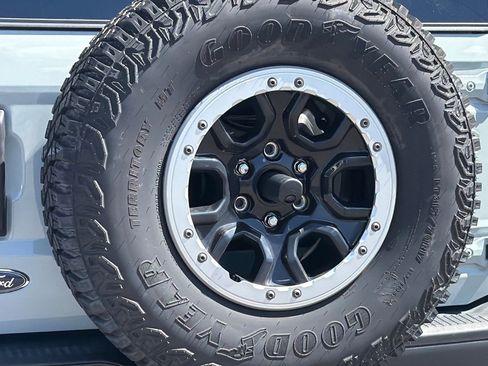 Used 2023 Ford Bronco Badlands AWD/4WD image 45