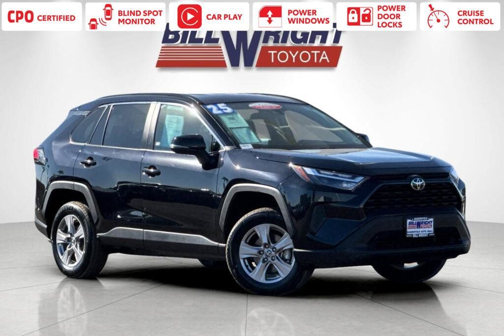 Certified 2025 Toyota RAV4 XLE AWD/4WD image 1