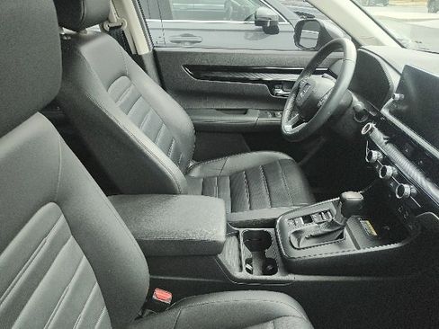 Used 2023 Honda CR-V EX-L image 10