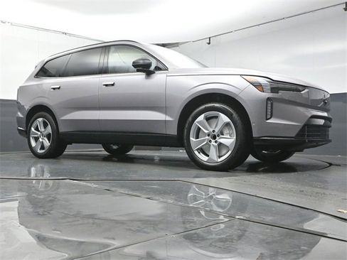 New 2026 Volvo EX90 Plus image 37