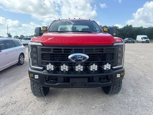 Used 2025 Ford F350 XLT w/ 360-Degree Camera Package AWD/4WD image 2