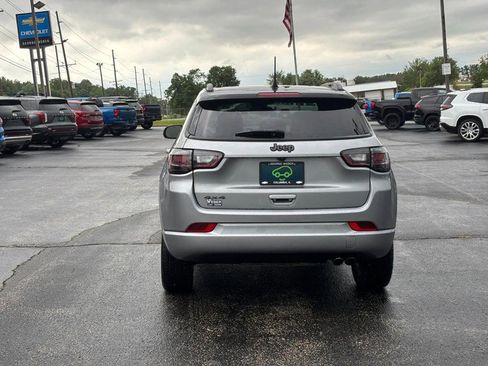 Used 2022 Jeep Compass High Altitude AWD/4WD image 4