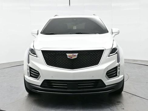 Used 2025 Cadillac XT5 Sportv w/ Technology Package image 2
