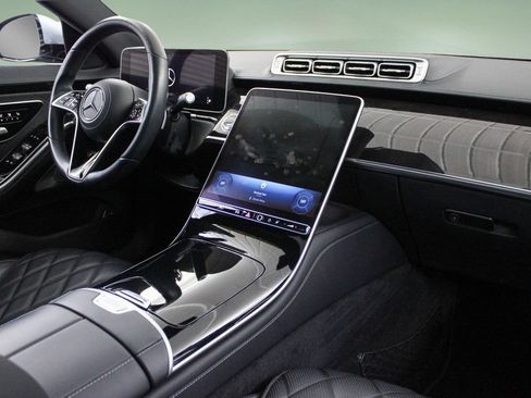 Used 2022 Mercedes-Benz S 580 4MATIC Sedan image 21