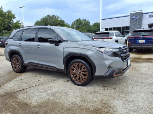 Certified 2025 Subaru Forester Sport w/ Popular Package #1 AWD/4WD image 2