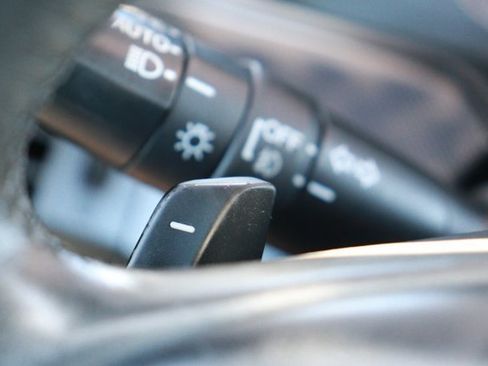 Used 2015 Honda Accord Sport image 18