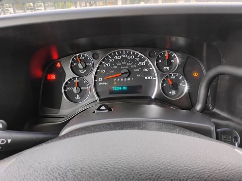 Used 2019 Chevrolet Express 2500 2500 Cargo w/ Communications Package image 6