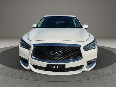 Used 2017 INFINITI QX60 Luxe w/ Premium Plus Package