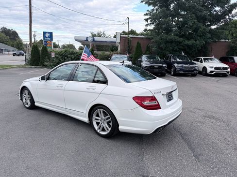 Used 2013 Mercedes-Benz C 300 4MATIC Sedan image 3