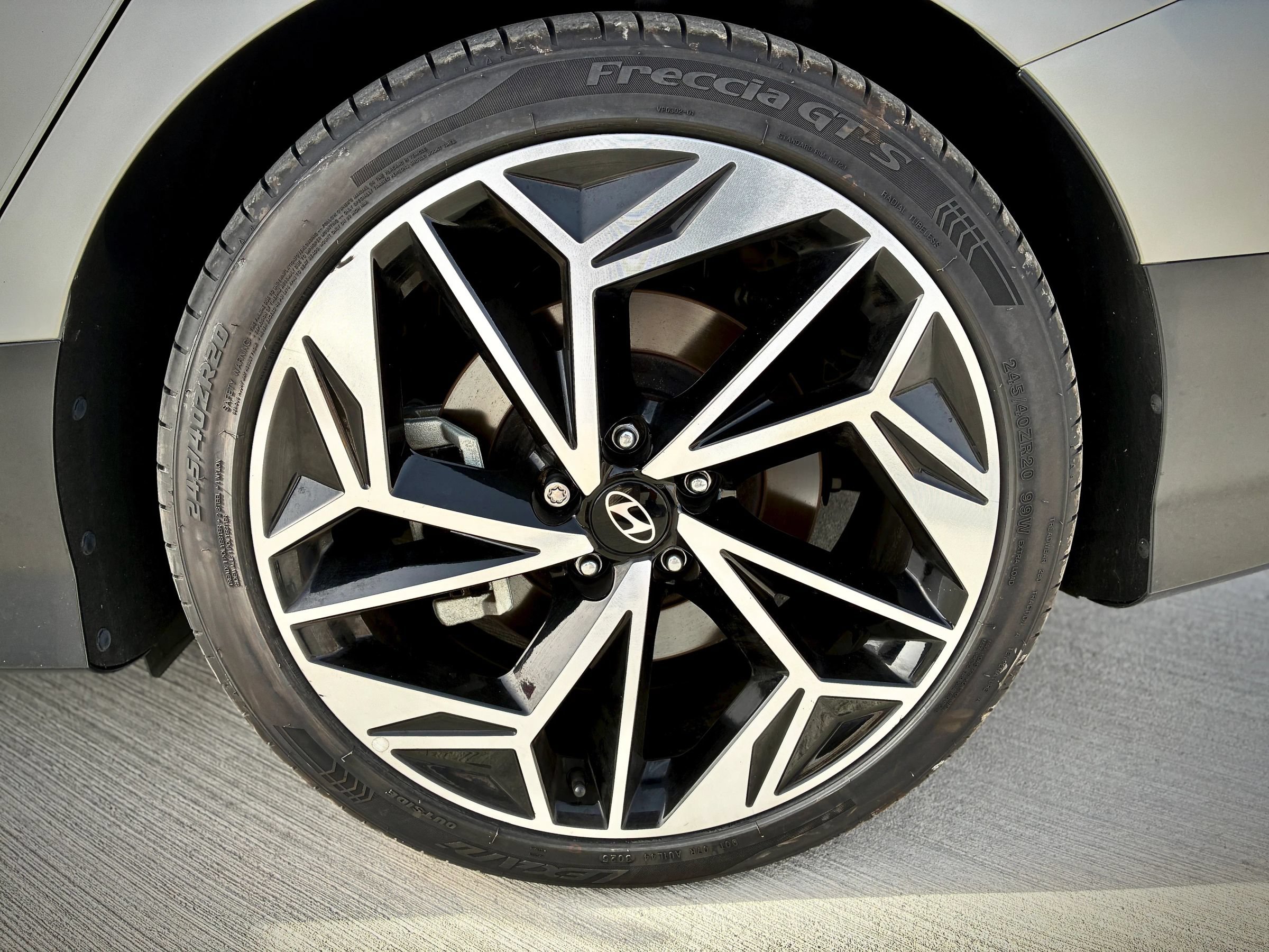Used 2023 Hyundai Ioniq 6 SEL AWD/4WD image 30