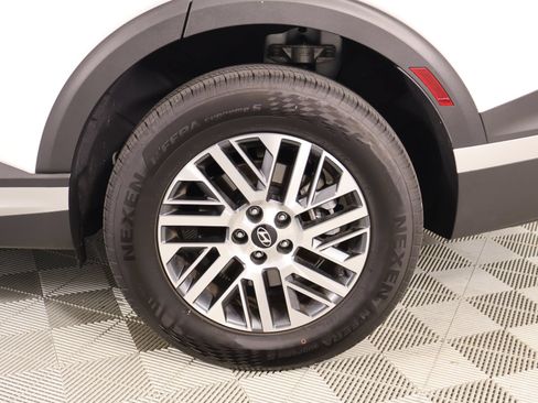 Used 2026 Hyundai Palisade SEL FWD image 19