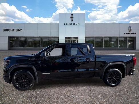 Used 2025 GMC Sierra 1500 Elevation AWD/4WD image 4