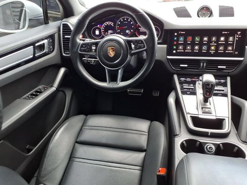 Used 2023 Porsche Cayenne S Platinum AWD/4WD image 19