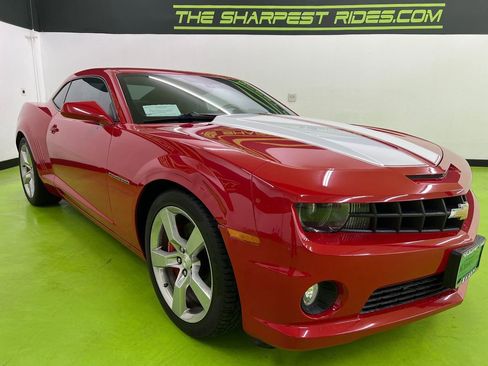Used 2011 Chevrolet Camaro SS w/ RS Package RWD image 2