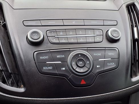 Used 2019 Ford Escape S FWD image 9