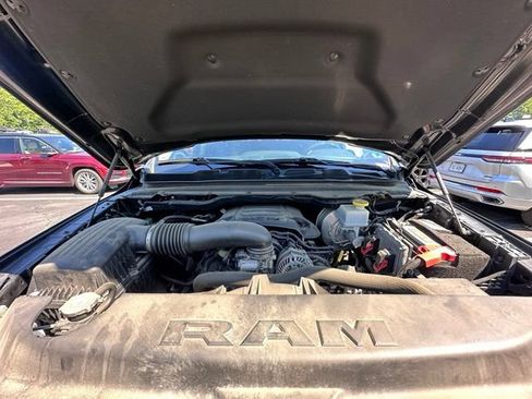 Used 2022 RAM 1500 Laramie AWD/4WD image 14