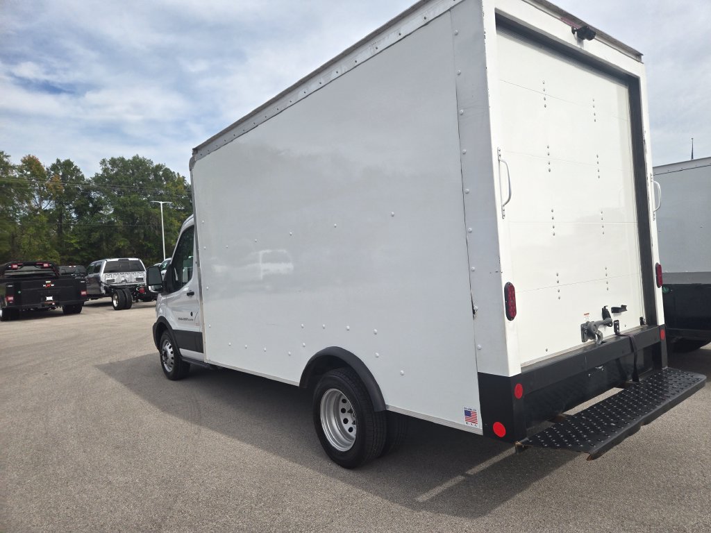 Used 2023 Ford Transit 350 DRW RWD image 3