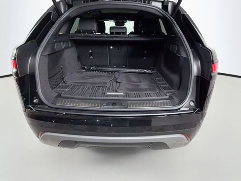 Used 2022 Land Rover Range Rover Velar S AWD/4WD image 27