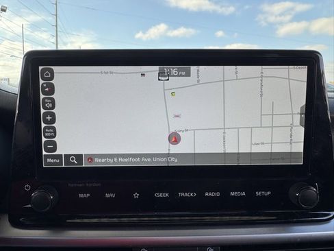 Used 2024 Kia Forte GT-Line w/ GT-Line Premium Package image 11