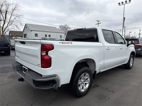 Used 2022 Chevrolet Silverado 1500 LT image 3