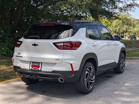 New 2026 Chevrolet TrailBlazer RS w/ Convenience Package FWD image 2