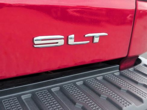 Used 2025 GMC Sierra 1500 SLT w/ SLT Premium Plus Package AWD/4WD image 50