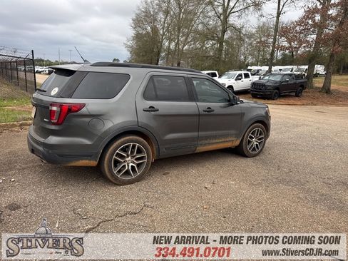 Used 2018 Ford Explorer Sport w/ Equipment Group 401A image 6