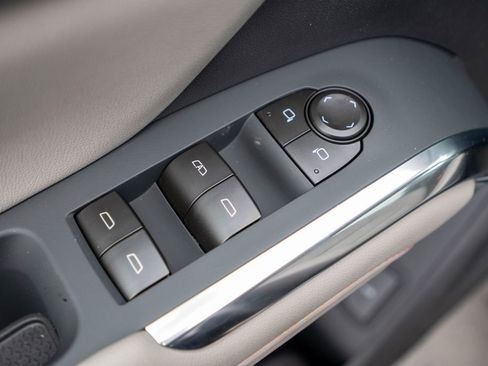 New 2026 Chevrolet Traverse LT w/ Driver Confidence Package image 18