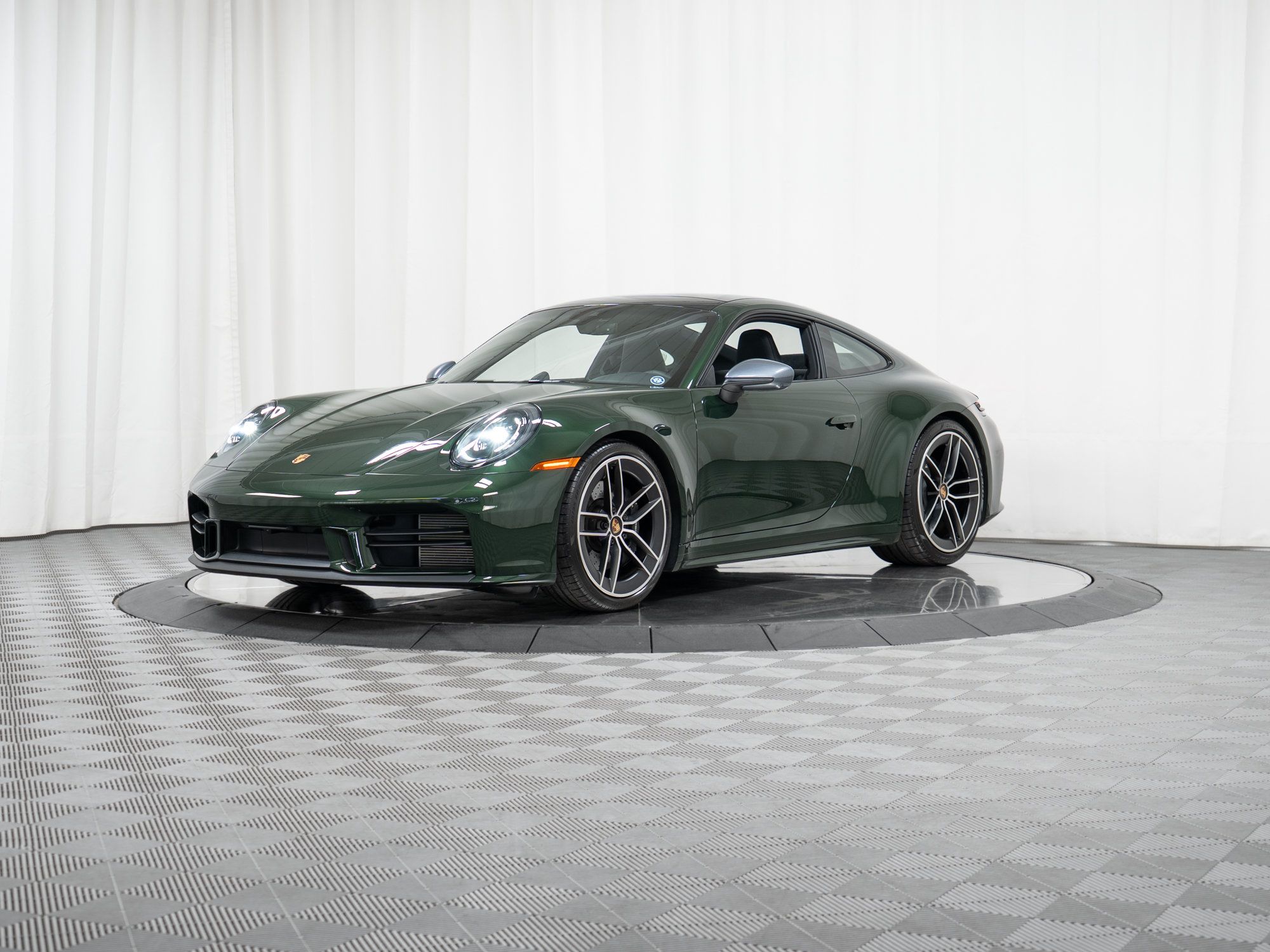 Certified 2026 Porsche 911 Carrera T RWD image 33