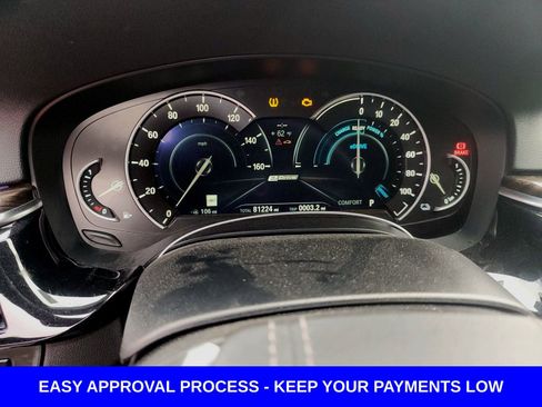 Used 2018 BMW 530e xDrive w/ Premium Package 2 image 18