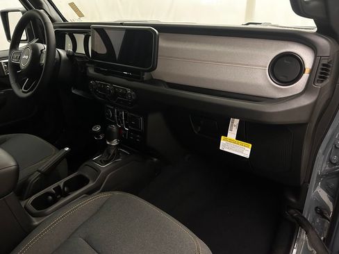 New 2025 Jeep Wrangler Unlimited Sport AWD/4WD image 18