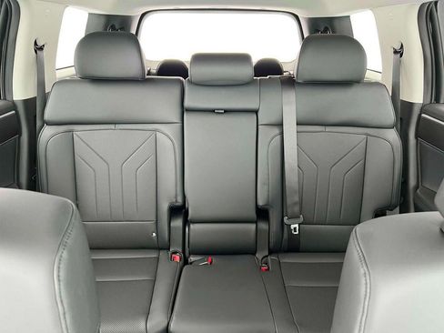 New 2025 Hyundai Santa Fe SEL image 35