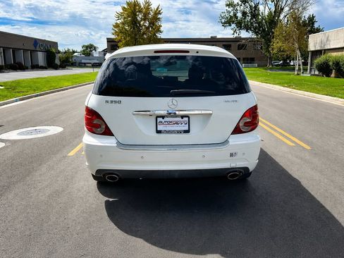 Used 2008 Mercedes-Benz R 350 4MATIC image 4
