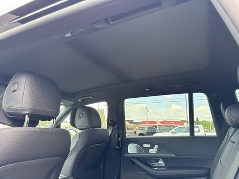New 2025 Mercedes-Benz GLS 580 4MATIC image 14