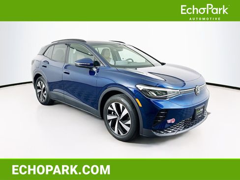 Used 2023 Volkswagen ID.4 2WD image 1